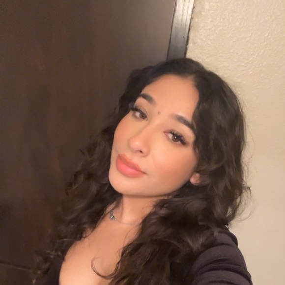 Meet your Posher, Brenyi - Picture 1 of 3